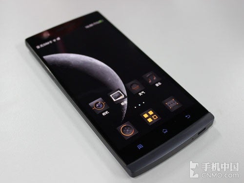 The OPPO Find 5 in black - OPPO Find 5 in black announced, available in China on April 1st