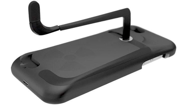 The Reactor case lets you crank your Apple iPhone 5's battery back to health - New case for the Apple iPhone 5 lets you crank-charge the battery