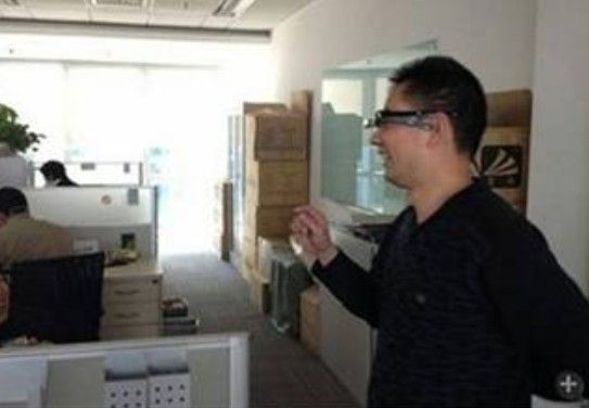 Baidu making a Google Glass competitor called "Eye"