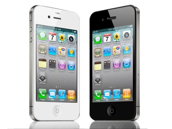 The Apple iPhone 4 is hot in India - Apple iPhone 4 hot in India as sales triple in less than one week