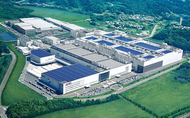 Sharp's Kameyama Plant No. 1 will allegedly produce LCD displays for the next Apple iPhone - Sharp to start LCD production for the Apple iPhone 5S next month