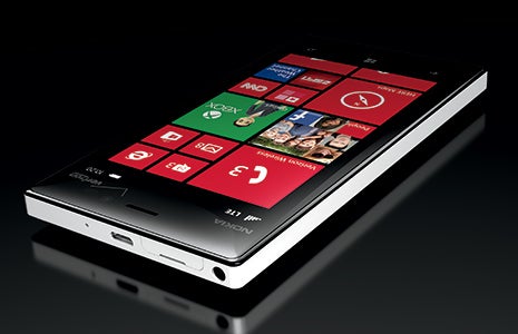 Nokia Lumia 928 official as Verizon exclusive: all 920 features plus a Xenon flash