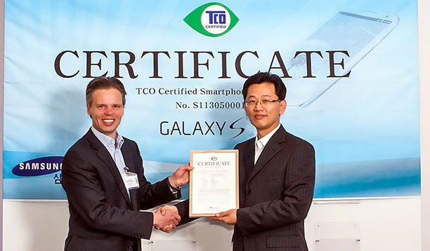 Samsung Galaxy S4 becomes the first smartphone passing TCO certification