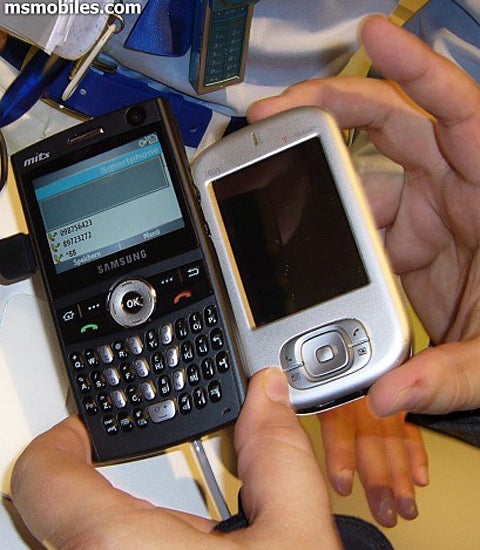 Samsung&#039;s SGH-i600 smartphone with WiFi and HSDPA