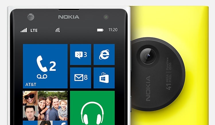 $299 is a pretty sensitive price point, what if the Lumia 1020 were just $50 less? - At $299 and exclusive to AT&T, the Nokia Lumia 1020 is too expensive