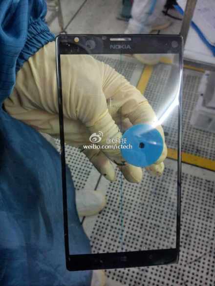 First image of 6-inch Nokia Lumia phablet leaks, shows very slim bezel