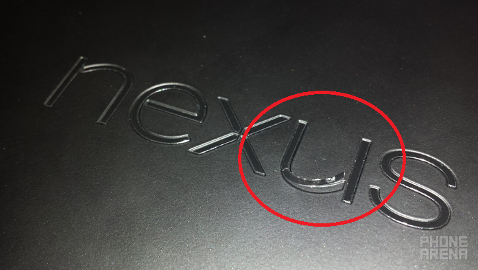 A new Nexus 7 shows problems with the build quality after 10 minutes of use - Is there a problem with the build quality of the new Nexus 7?