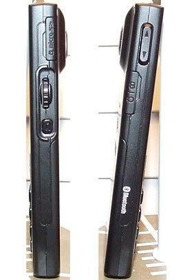 Live shots of Cingular&#039;s Samsung i607