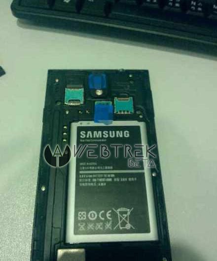 Alleged Galaxy Note 3 photo pops out, revealing the battery