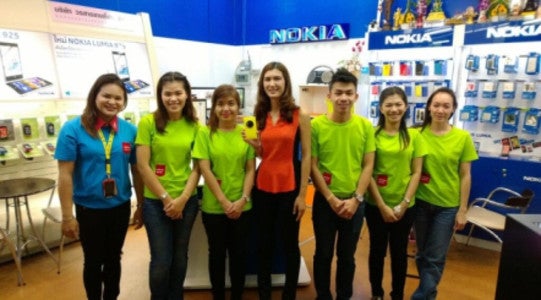 Nokia&#039;s Chris Weber took a picture of some Nokia fans on his trip to Thailand - Instagram coming to Windows Phone says Nokia executive (update: misreported)