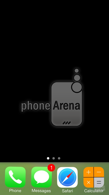 Another bug on iOS 7 left an Apple iPhone 5 user with a icon-less home screen - Home screen icons disappear on iOS 7?