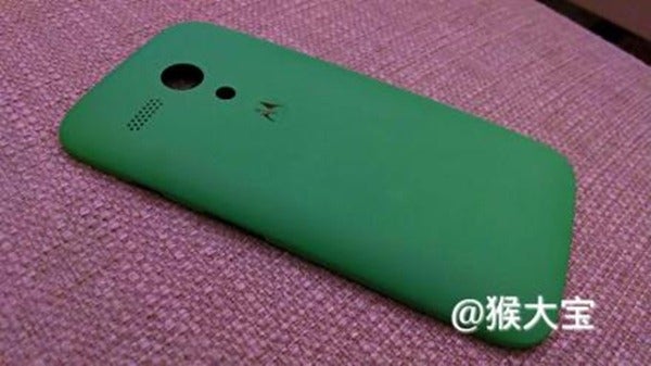 Motorola DVX to come with 4.5&quot; screen, dual SIM support and $250 full retail price?