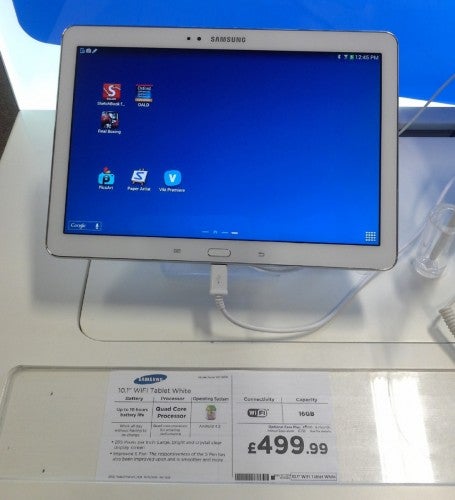While not launching in the U.K. until next week, here is the Samsung Galaxy Note 10.1-2014 edition on display at a U.K. retailer - Samsung Galaxy Note 10.1-2014 edition to have its U.K. release date next week
