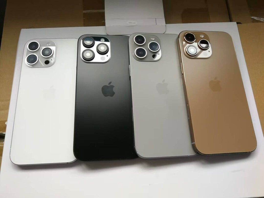 Four iPhone 16 Pro model in different colors