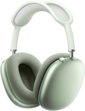 Apple AirPods Max: get them now and save $100!