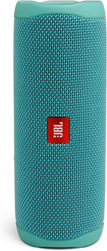 Music for 12 hours straight: get the JBL Flip 5 at a discount!