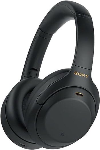 Get the top-class Sony XM4 and save big