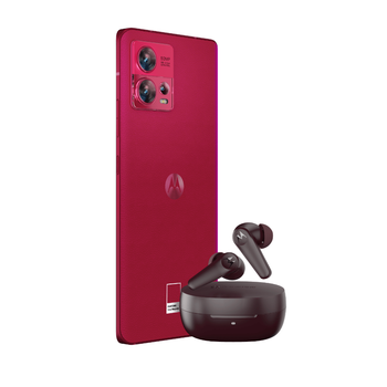 The Edge 30 Fusion in Viva Magenta is still $400 off on Motorola.com