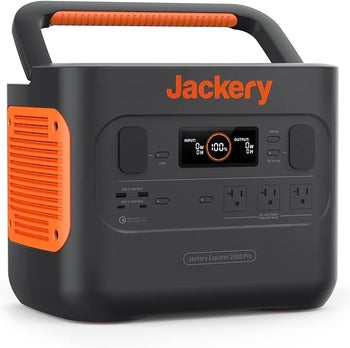 Jackery Explorer 2000 Pro: save $700 at Amazon