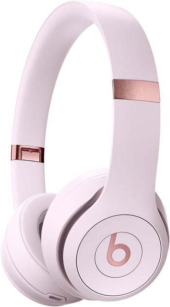 Beats Solo 4: save 35%