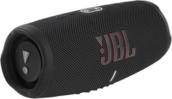 Charge the party with the JBL Charge 5, now cheaper than before!