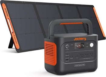 $600 off the Explorer 1000 V2 + 200W SolarSaga panel