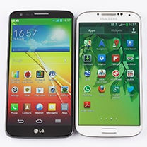 LG G2 vs Samsung Galaxy S4