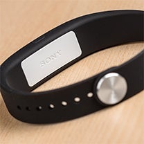 sony smartband swr10 compatible iphone