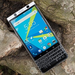 BlackBerry KEYone Review