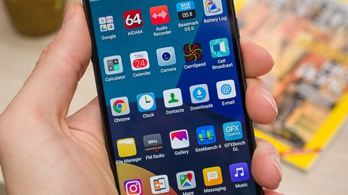 LG Q6 Review
