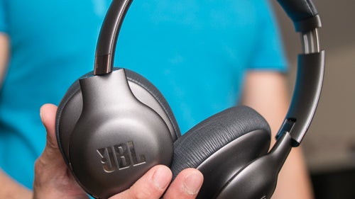 JBL Everest Elite 750NC wireless headphones Review