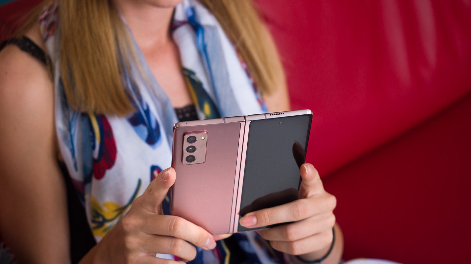 Samsung Galaxy Z Fold 2 5G review: the cool Communicator
