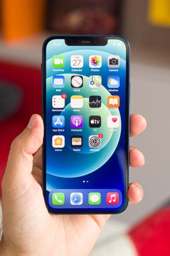Apple iPhone 12 Review