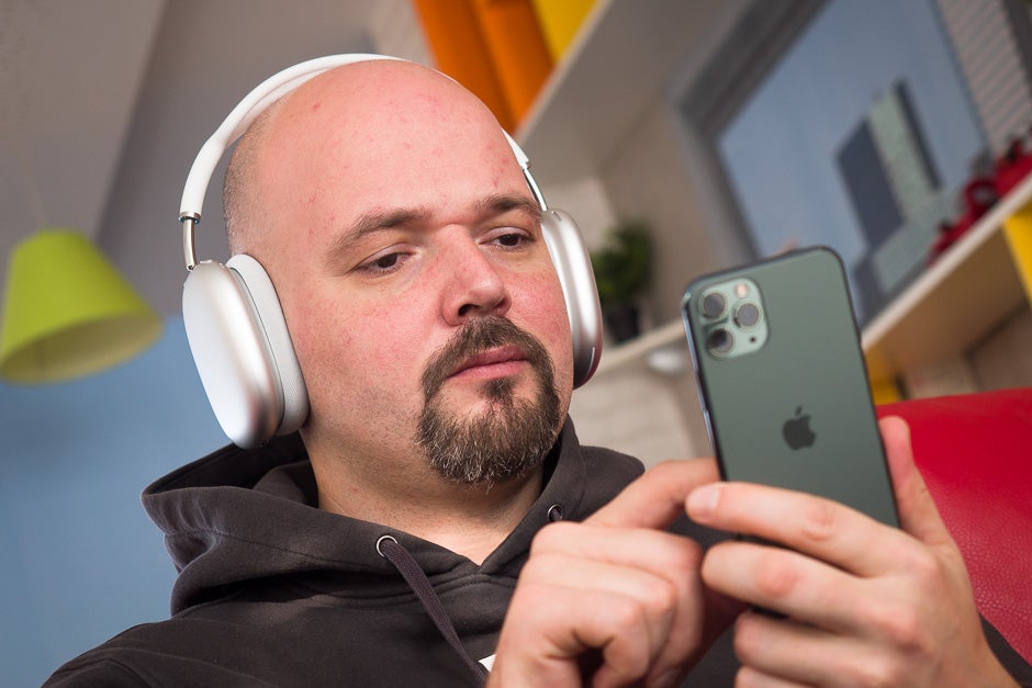 apples airpods max