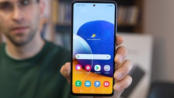 Galaxy A72 review: headphone jack, microSD and charger in the box!