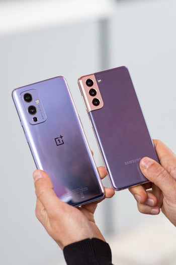 OnePlus 9 vs Samsung Galaxy S21 5G