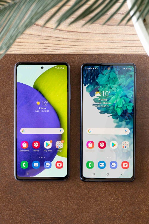 Samsung Galaxy A52 vs Samsung Galaxy S20 FE