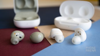 Samsung Galaxy Buds 2 vs Galaxy Buds Plus – one in, one out