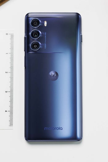Motorola Moto G200 5G Review: flagship performance on a budget