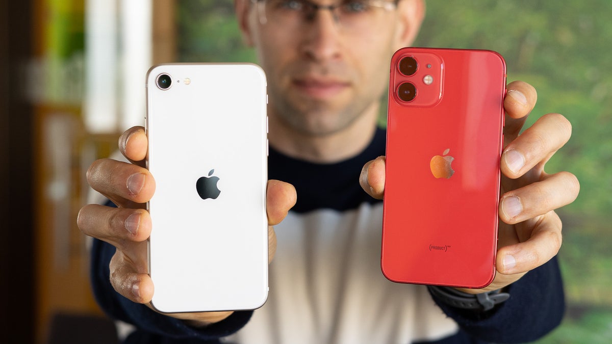 Apple iPhone SE (2022) vs iPhone 12 mini - PhoneArena