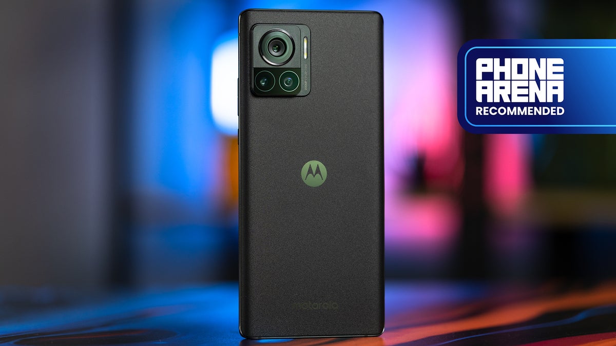 Motorola Edge 30 Ultra Review: Beauty and a beast - PhoneArena