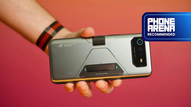 ROG Phone 6D Ultimate review: an unlikely hero underneath