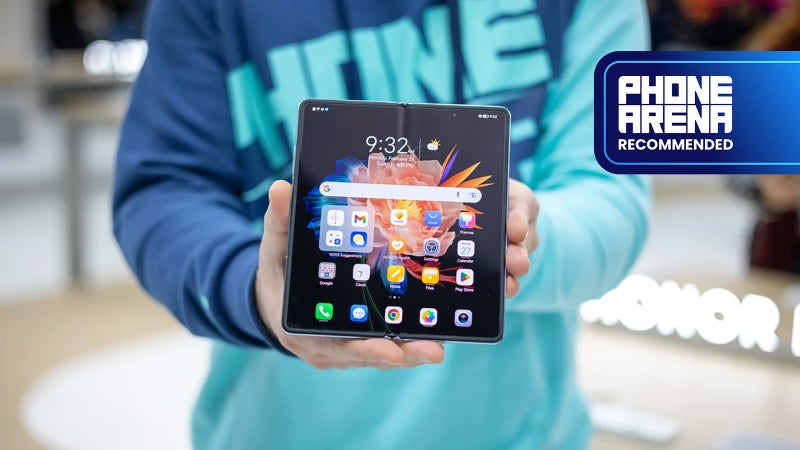 Honor Magic Vs Hands-on Preview: Finally, some good competition to Galaxy Fold 4!