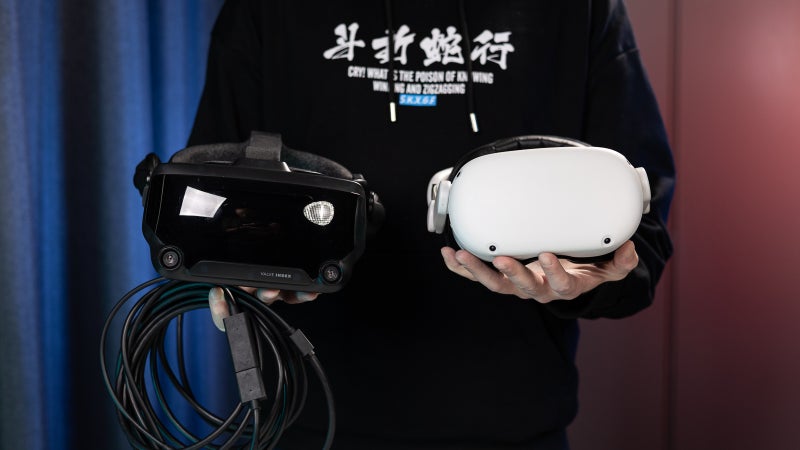 Meta Quest 2 vs Valve Index: Meta is just on another level with its virtual reality headsets