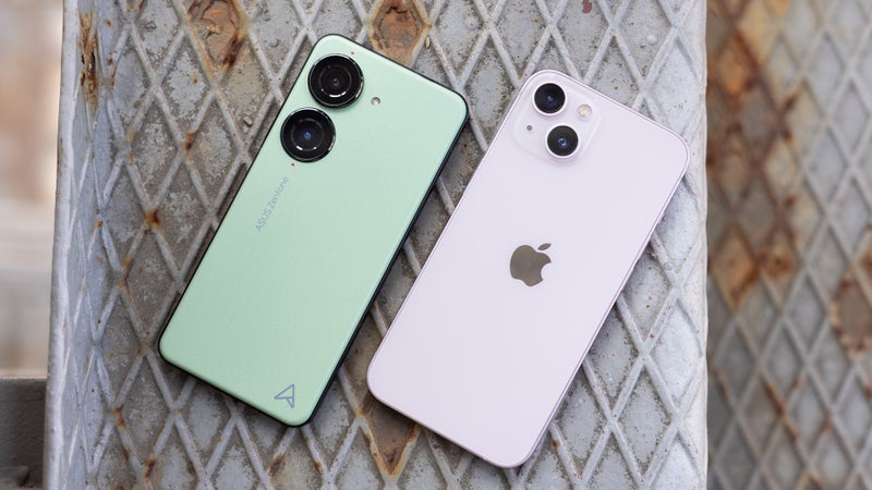 Asus Zenfone 10 vs Apple iPhone 14: iPhone mini substitutes?