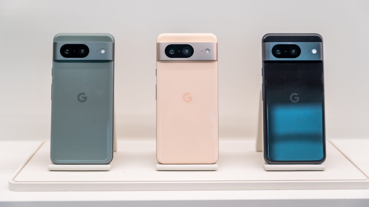 Google Pixel 8 and 8 Pro hands-on review: an AI camera that can magically  fix your bad photos