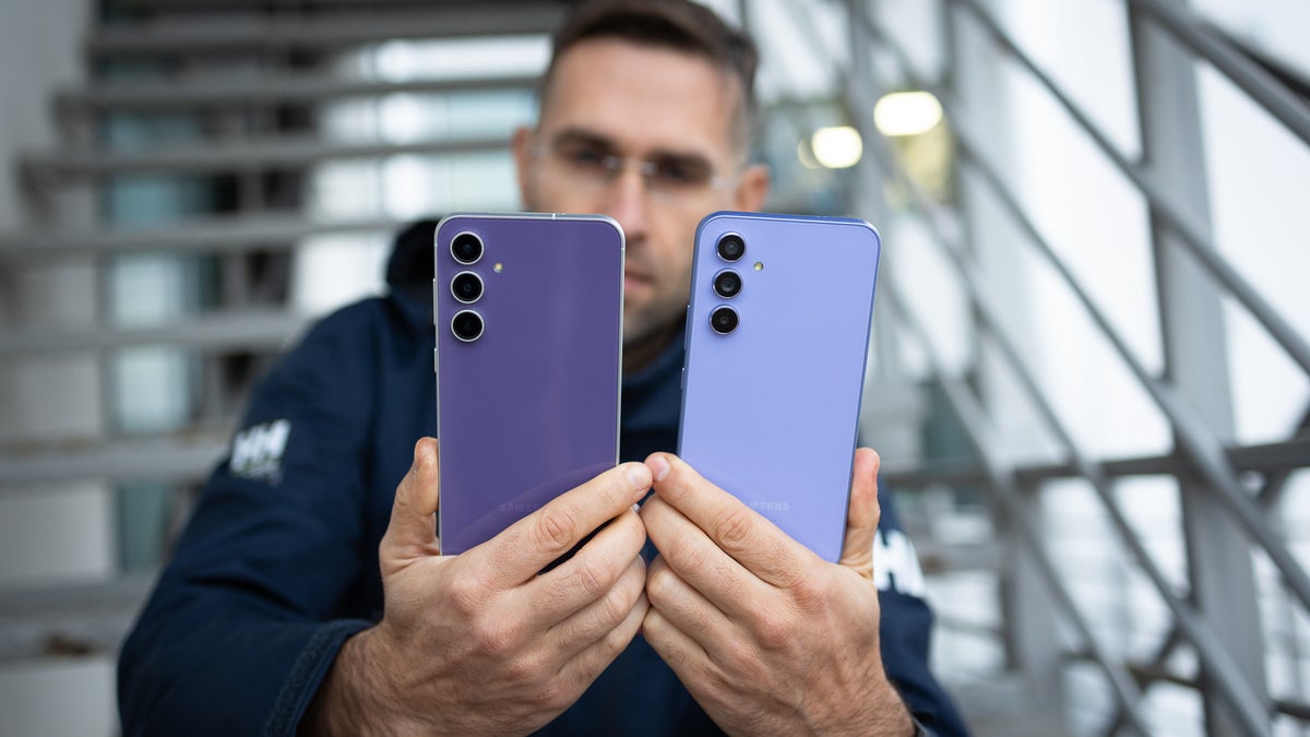 Galaxy S23 FE vs Galaxy A54: do the telephoto camera and flagship processor justify a $150 price gap?