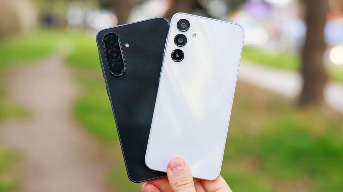 Galaxy A36 vs Galaxy A16 side by side