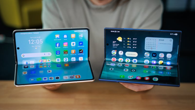 Honor Magic V5 vs Galaxy Z Fold 7: there can be only one!