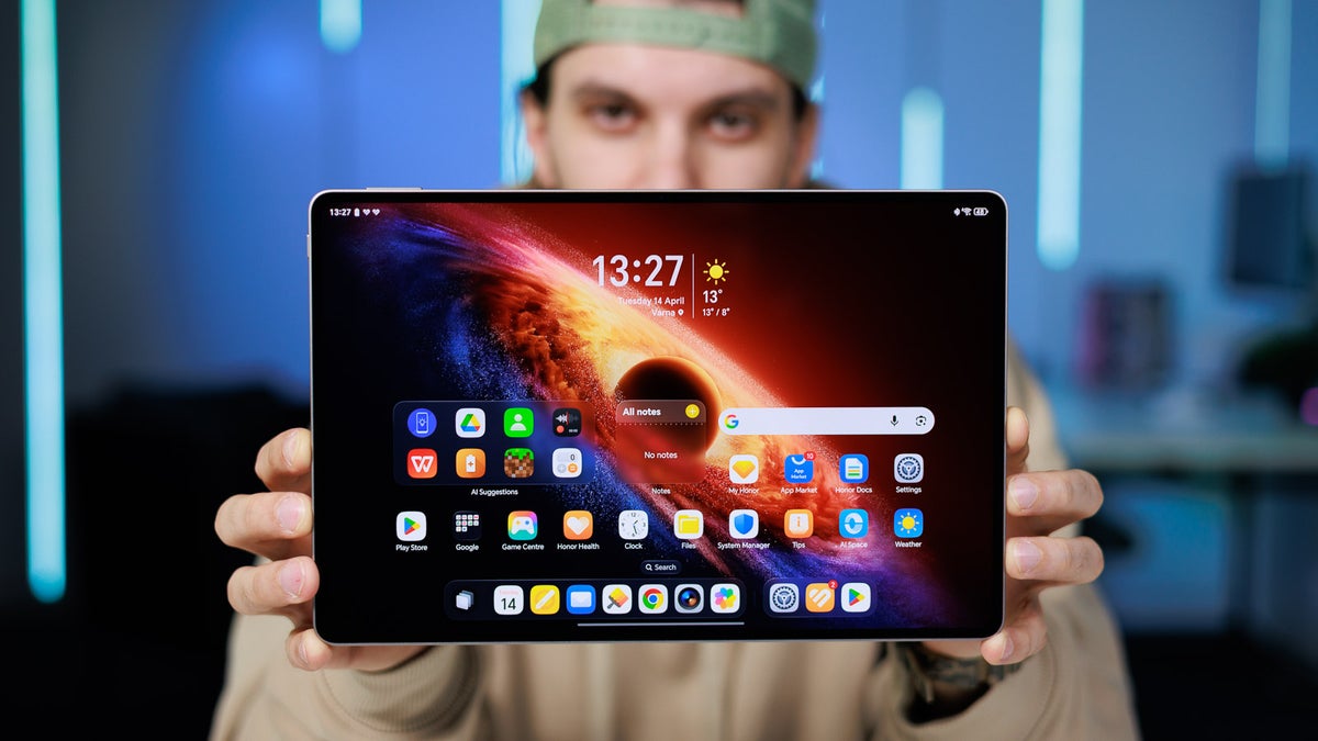 Honor MagicPad 4 Review Highlights Thin Design and OLED Display